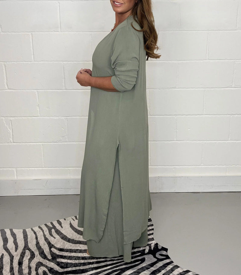 🔥Buy 2 save 20%-Casual 2 Pieces Suit With Long Top & Matching Trouser