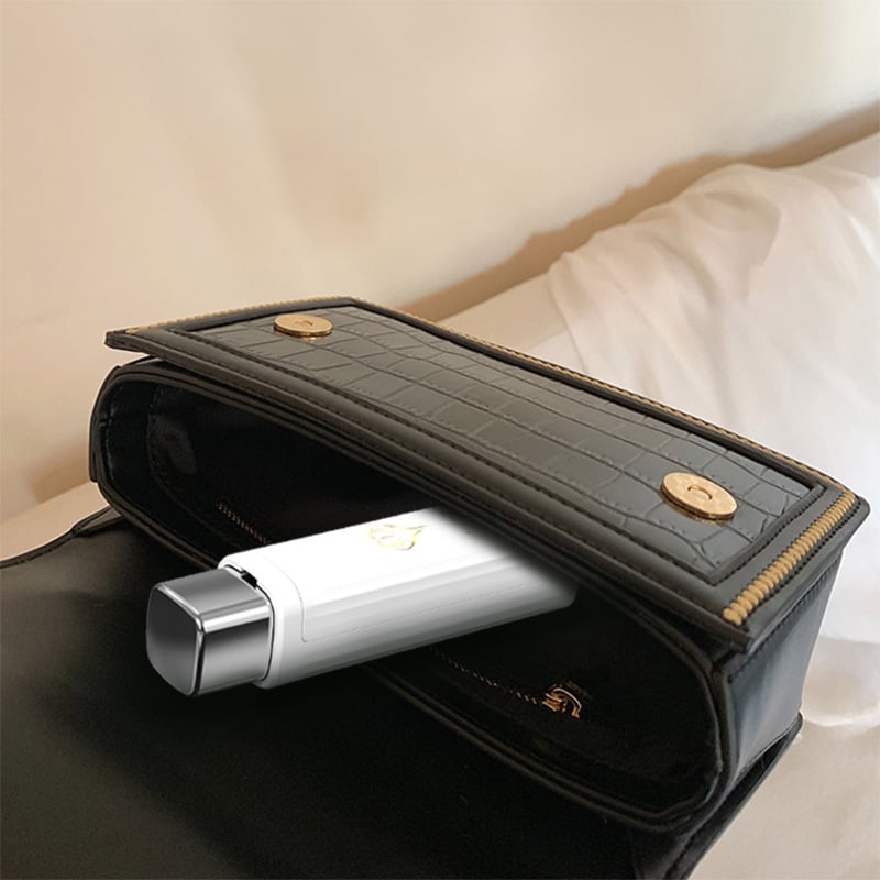 (🔥HOT SALE NOW - 48% OFF)-Portable Floss Dispenser（BUY 2 GET 2 FREE）