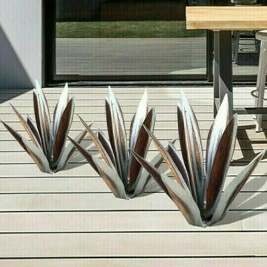 LAST DAY PROMOTION 49% OFF - 🌵Anti-rust Metal Led Tequila  Agave Plant-Perfect for garden